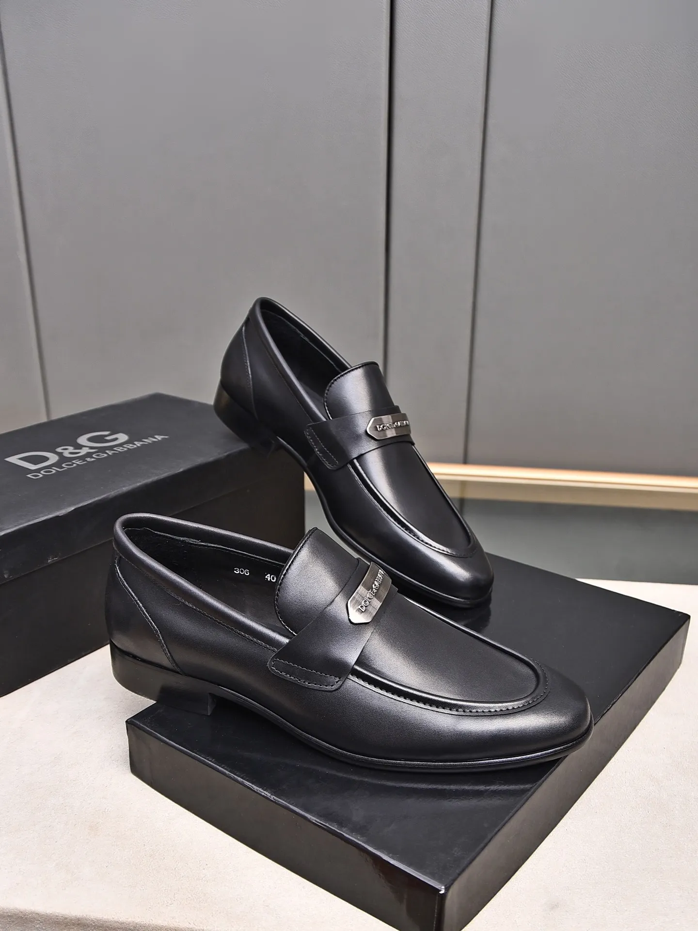 👍👍Men's shoes💰480 **Boutique recommendation**DG**The latest business formal leather shoes, official website synchronization, top version on the market, purely handmade. Fabric: imported calfskin with water-dyed cow lining 38, 39, 40, 41, 42, 43, 44 (customized at 45